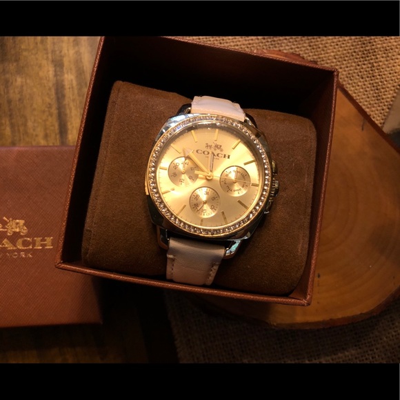 Coach Watch - Picture 2 of 7